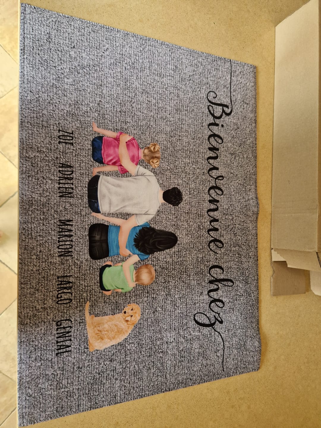 Customer photo review of Famille - Paillasson personnalisé