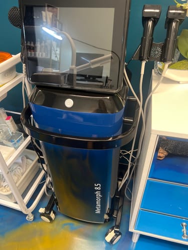 Customer photo review of Metamorph8.5™ Golden Youth RF Microneedling Machine
