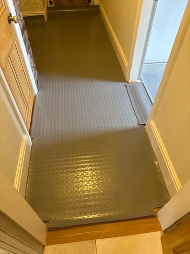 Customer photo review of Anti-Fatigue Round Dot Rubber Kennel Flooring with Attractive Pattern
