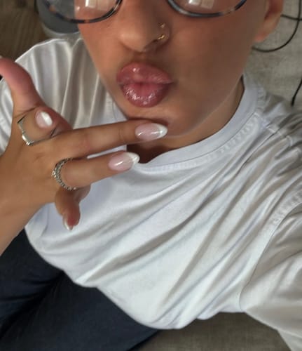 Customer photo review of Piercing Louise