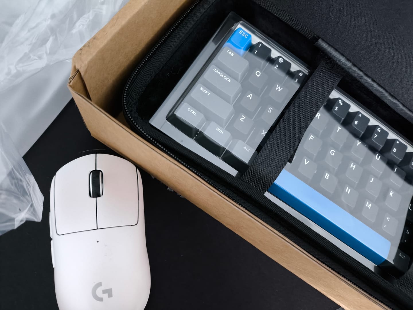 Customer photo review of IQUNIX EZ60/EZ63 Magnetic Switch Gaming HE Keyboard