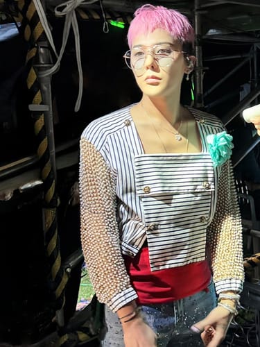 Customer photo review of G-DRAGON OFFICIAL LIGHT STICK CRADLE