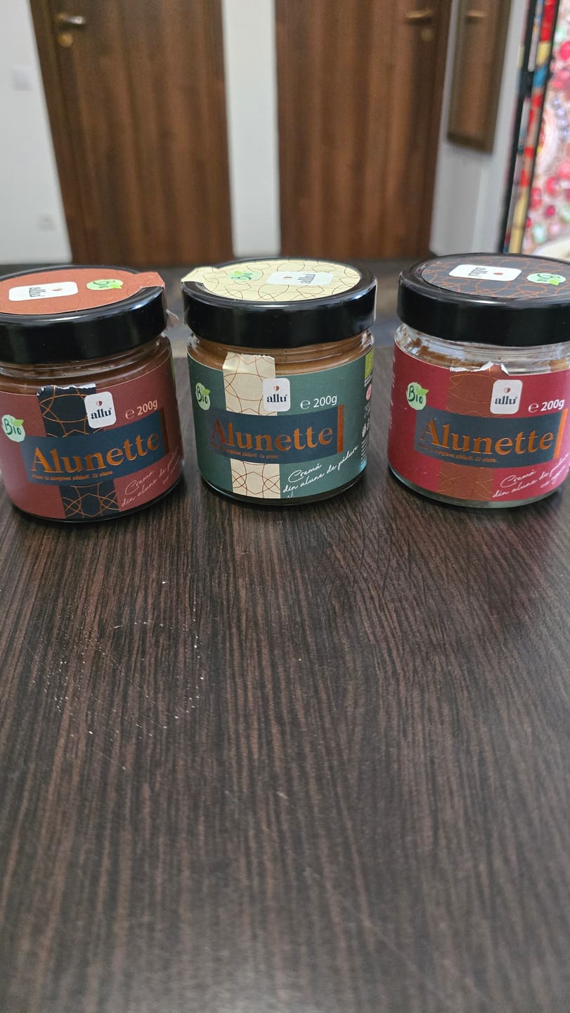 Customer photo review of Alunette - Cremă din alune de pădure 100%, 200g, ecologic