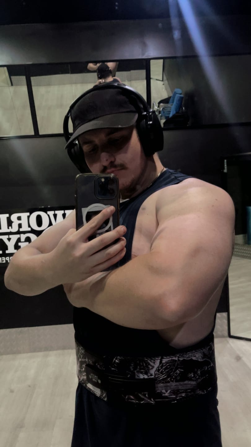 Customer photo review of Black Swordsman Lever Belt