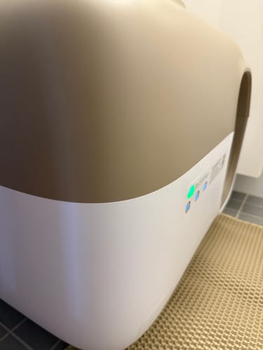 Customer photo review of Self-Cleaning Litter Box