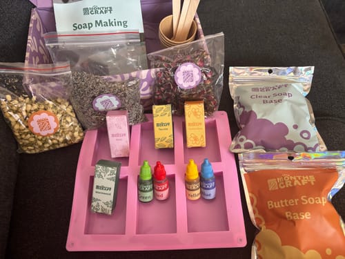 Customer photo review of This Month's Craft Subscription Box