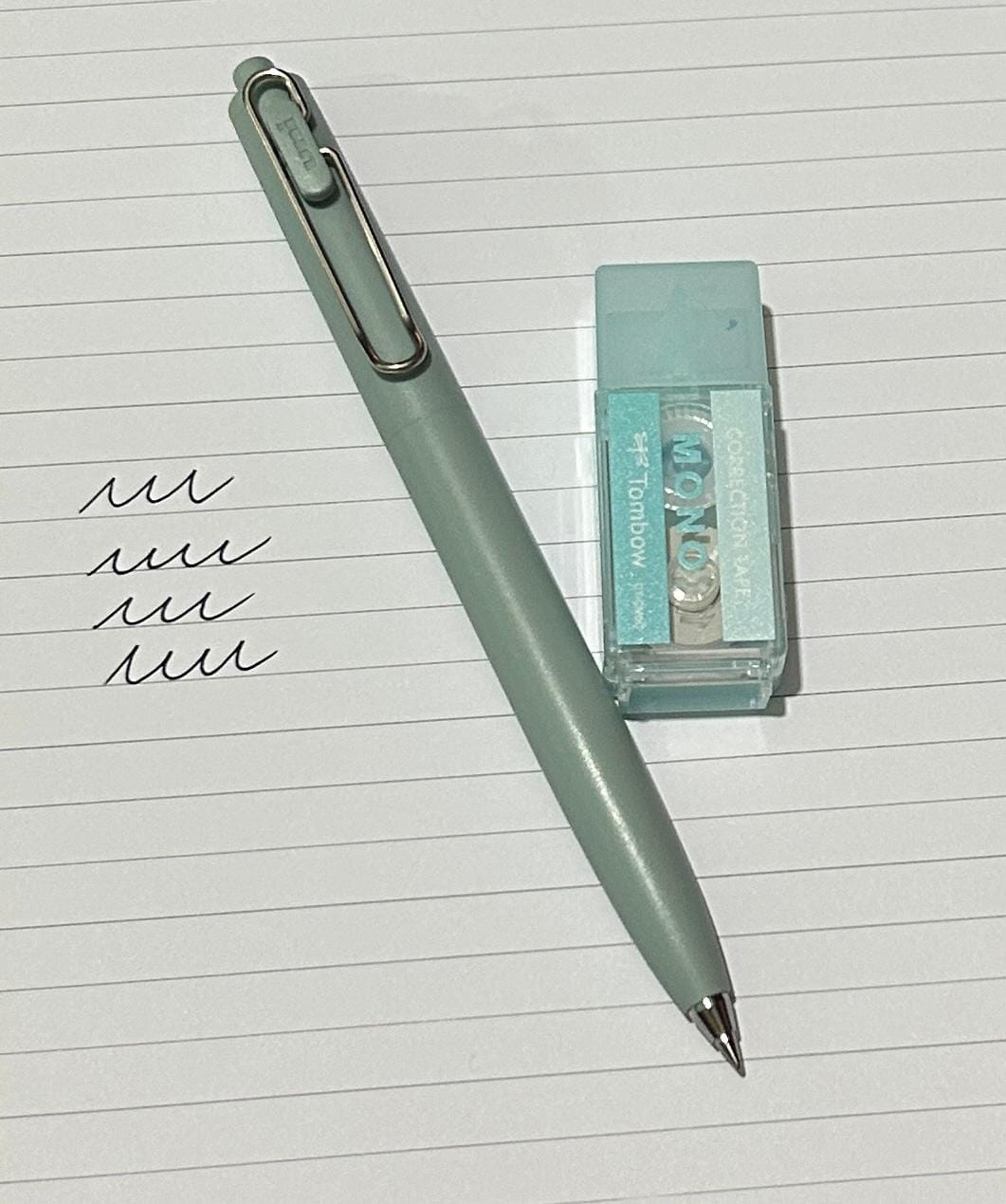 Customer photo review of Uni-ball One F - Bolígrafo Tinta Gel Colores 0,5 mm