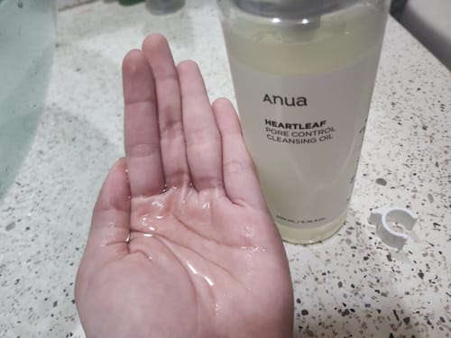 Customer photo review of Heartleaf Pore Control Cleansing Oil