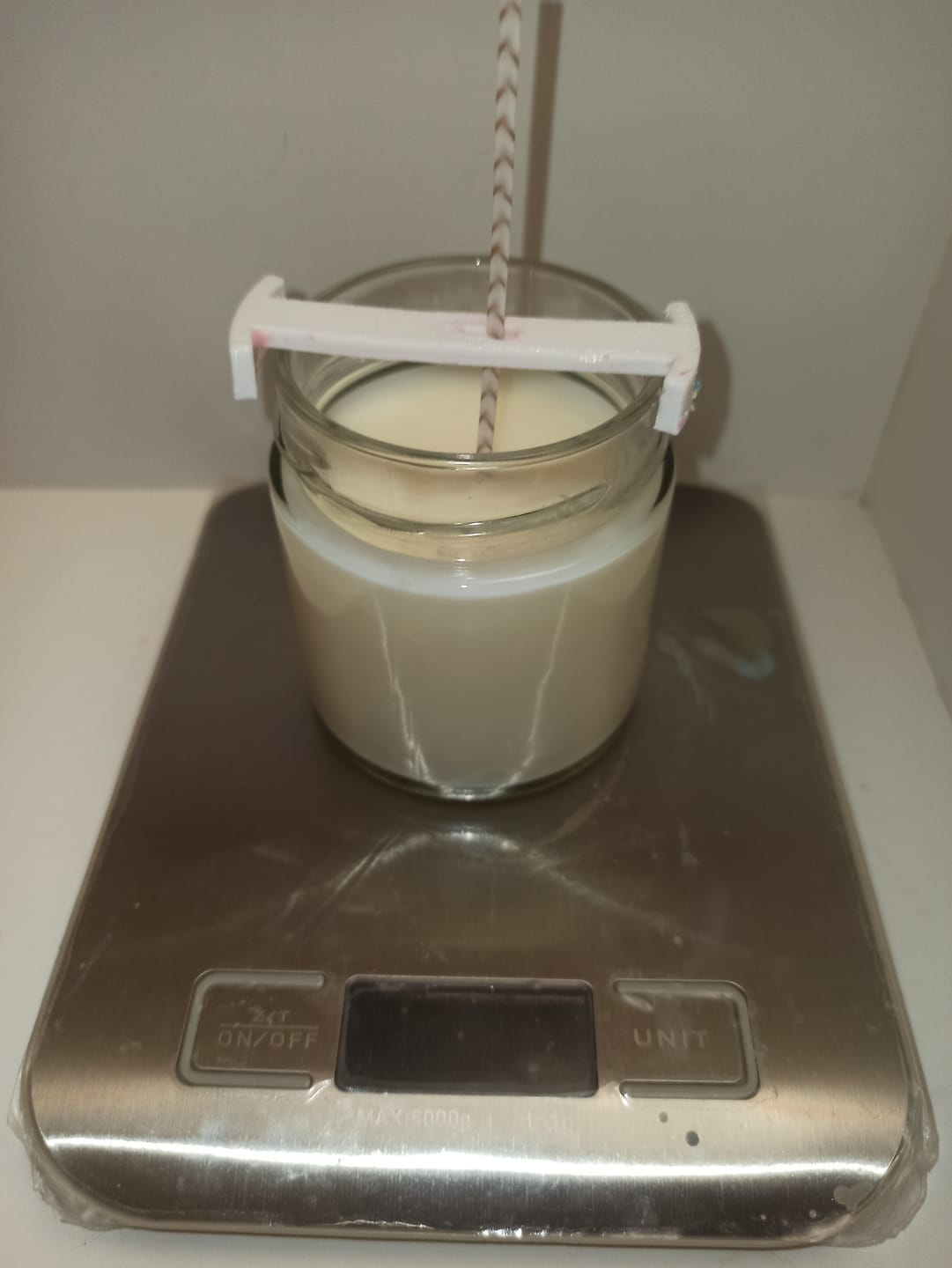 Customer photo review of Tarro de vidrio con tapa plateada de 212 ml