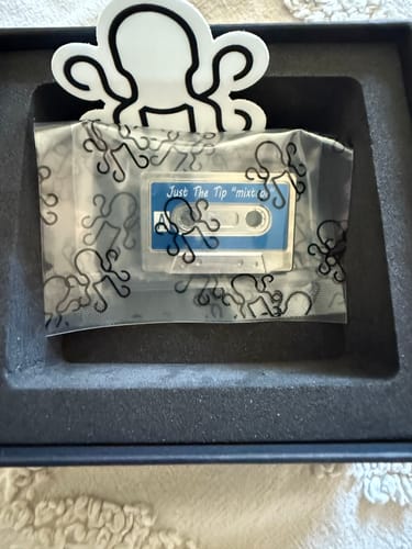 Customer photo review of 🌀 Side A: Legend Cassette Ball Marker