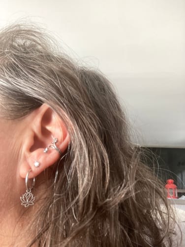 Customer photo review of Ear cuff Nymphe