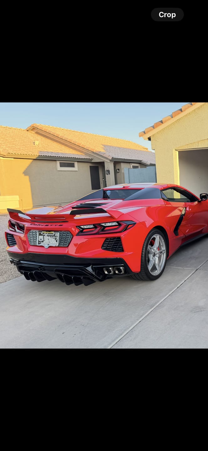 Customer photo review of Chevrolet Corvette C8 Z51 Package Front Splitter