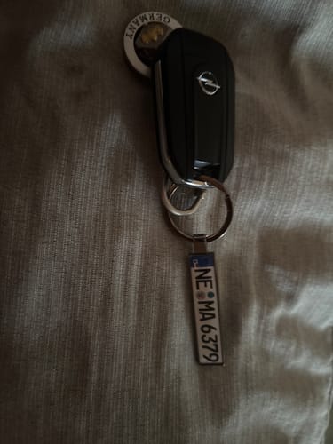 Customer photo review of Kennzeichen Schlüsselanhänger Mini Nummernschild Metall