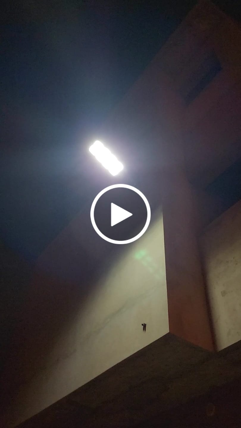 Customer video review of 150W 200W solar street lights - ES03 Series