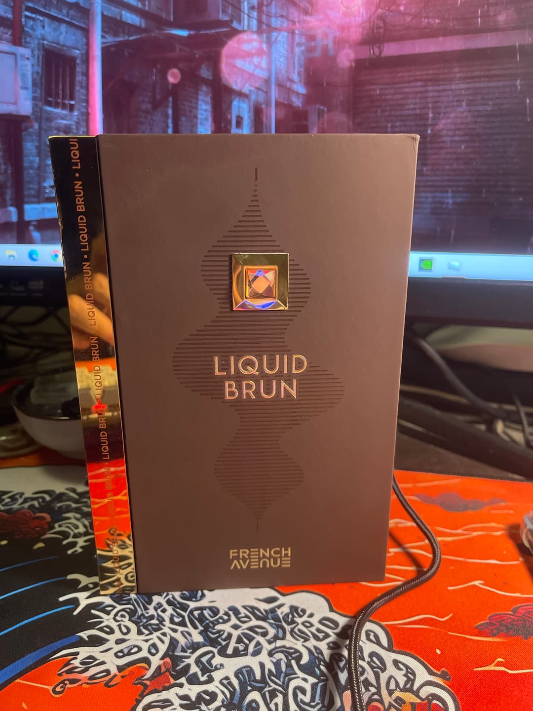 Customer photo review of Maison Fragrance World French Avenue Liquid Brun Eau De Parfum For Men