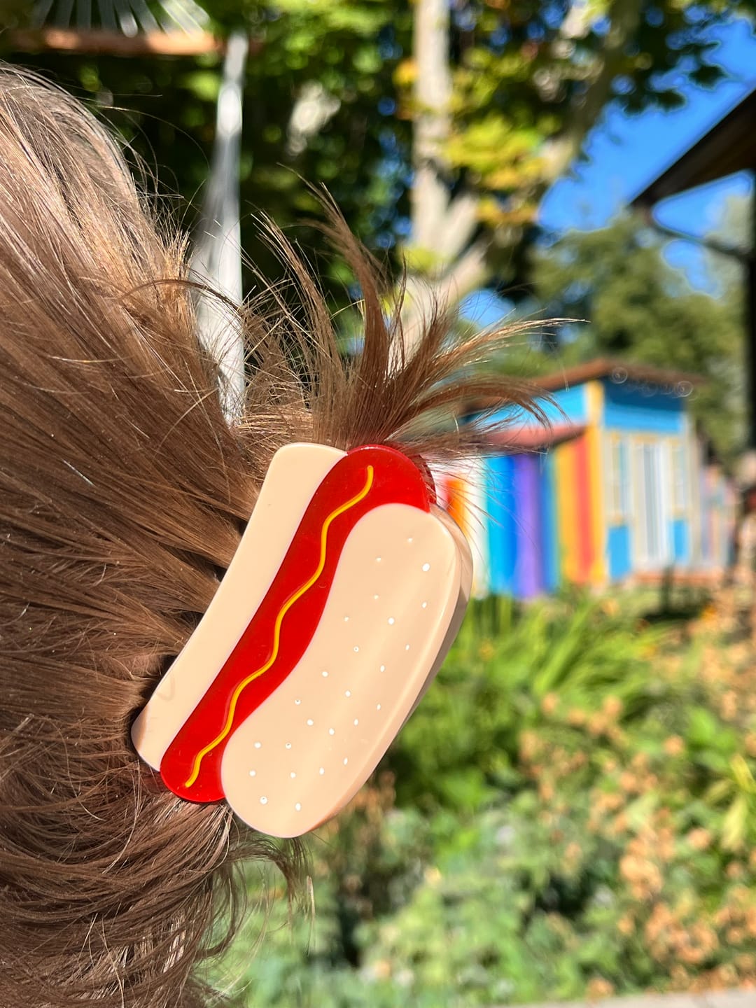 Customer photo review of Midi Hot Dog Hair Claw Clip