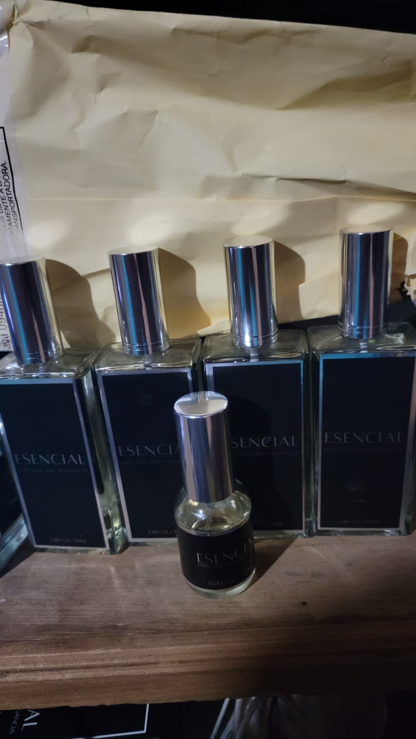 Customer photo review of H122 Inspirado en: Light Blue For Men - Dolce & Gabbana