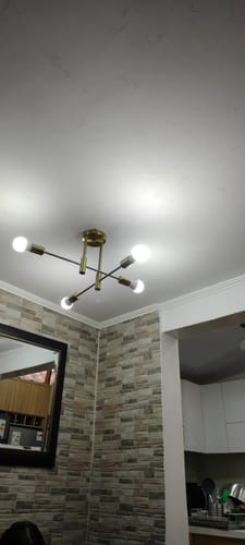 Customer photo review of Lampara Techo Modelo LIMBA Color dorado 4 soquetes