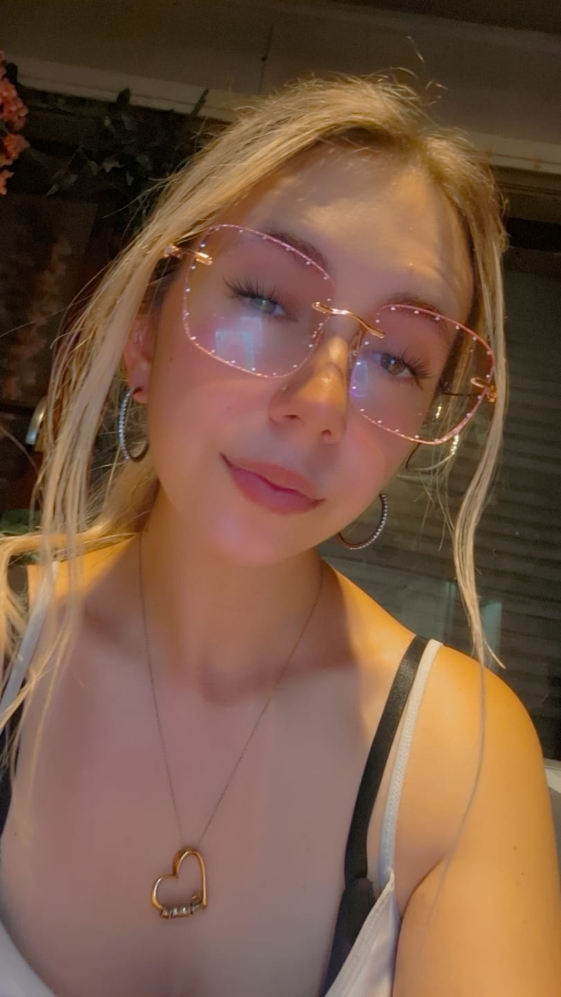 Customer photo review of Susan Eyeglasses
