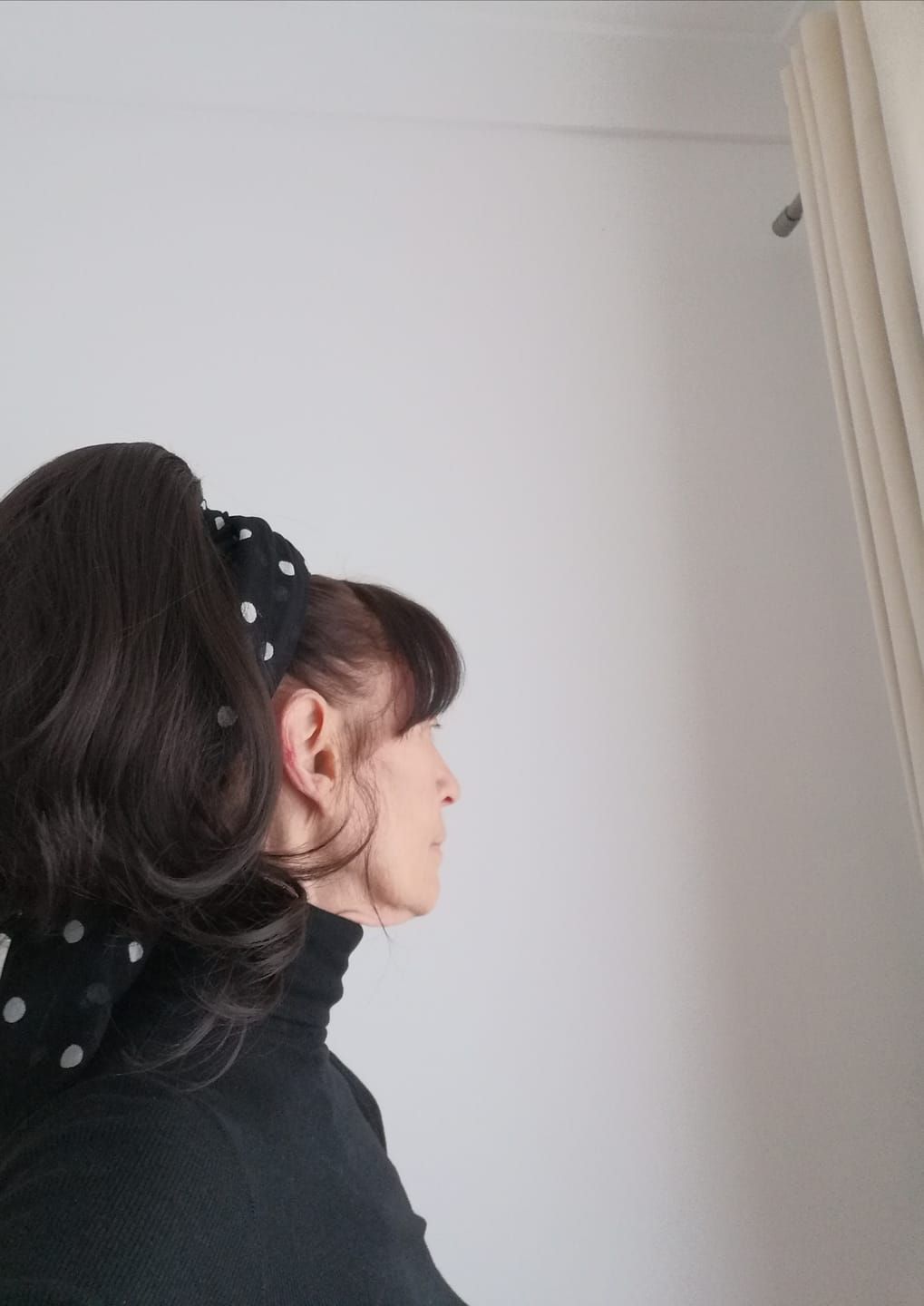 Customer photo review of Stranded Short Swoop Ponytail - Colour #4 Chocolate Dahlia