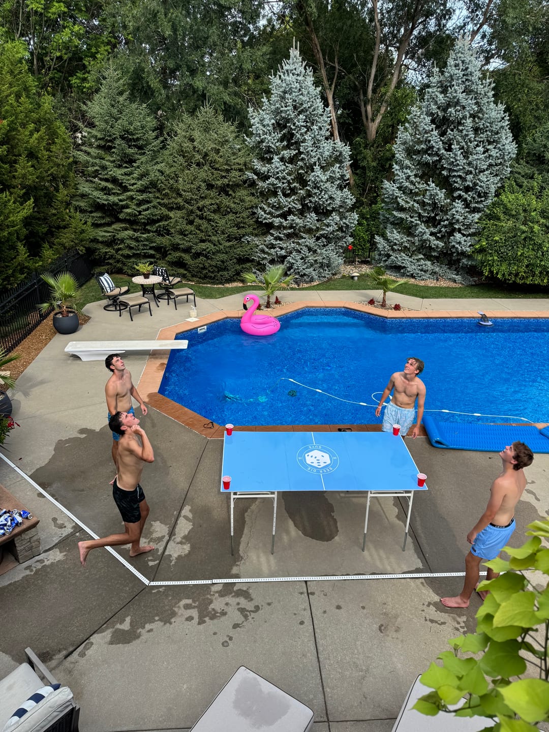 Customer photo review of BDG Portable Beer Die Table