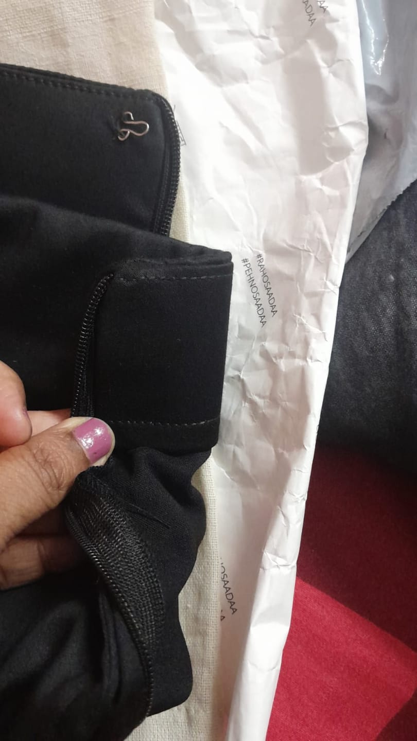 Customer photo review of Women Black Straight Fit Formal Pants