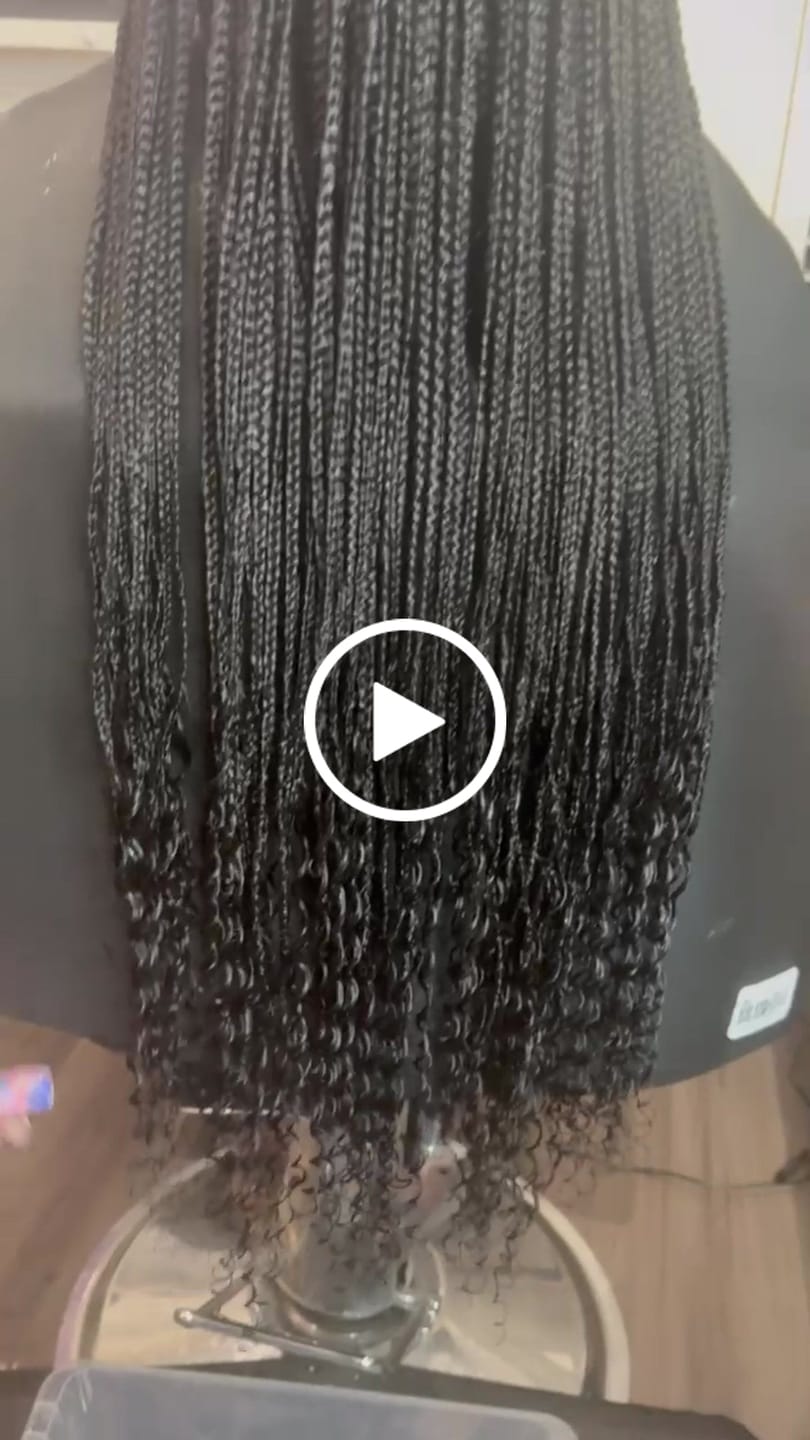 Customer video review of Double Drawn Burmese Italy Curly Human Braiding Hair