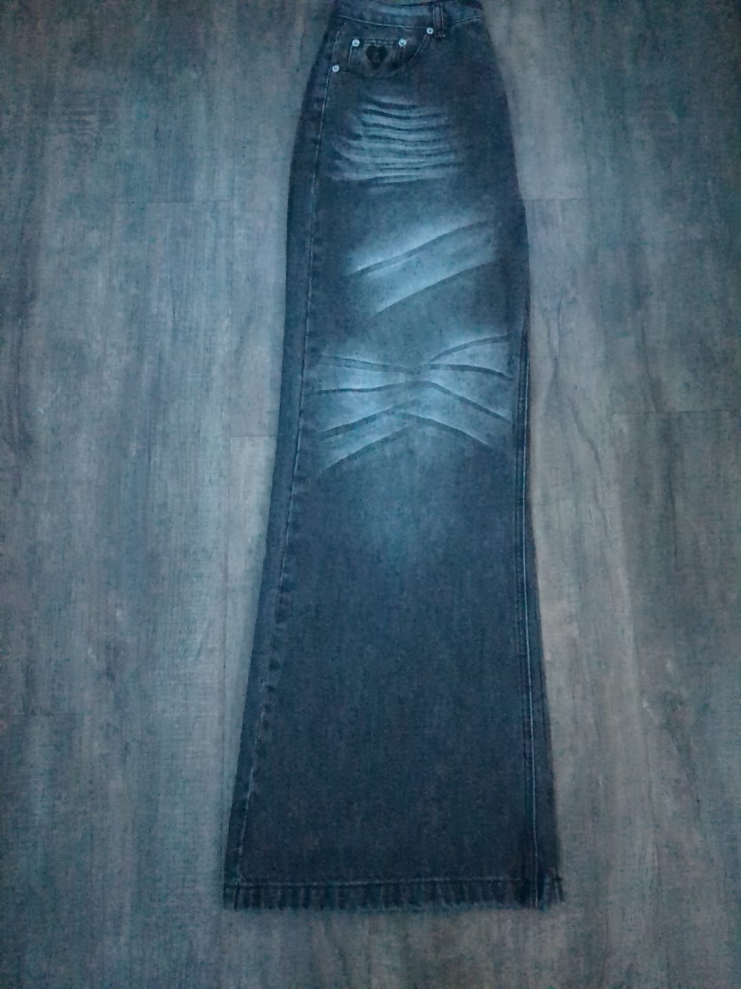 Customer photo review of Aelfric Eden Baggy  Folds Jeans
