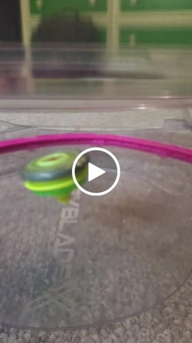 Customer video review of Takara Tomy Beyblade X CX-04 Battle Entry Set