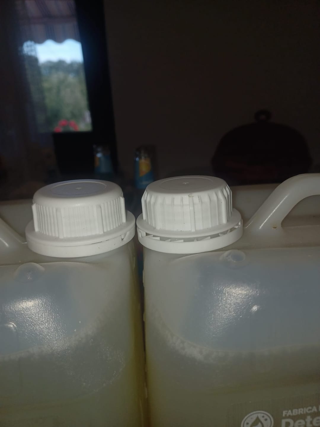 Customer photo review of Pachetul cu 2x Detergent Flori de Tei