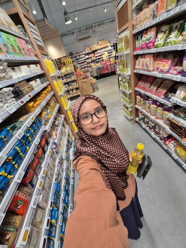 Customer photo review of Dahulu Square (Brown)