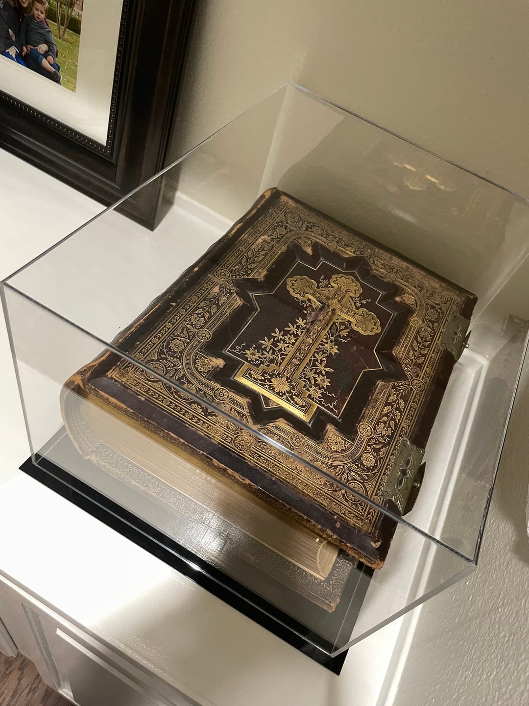 Customer photo review of Acrylic Double Sheet Book Display Cases