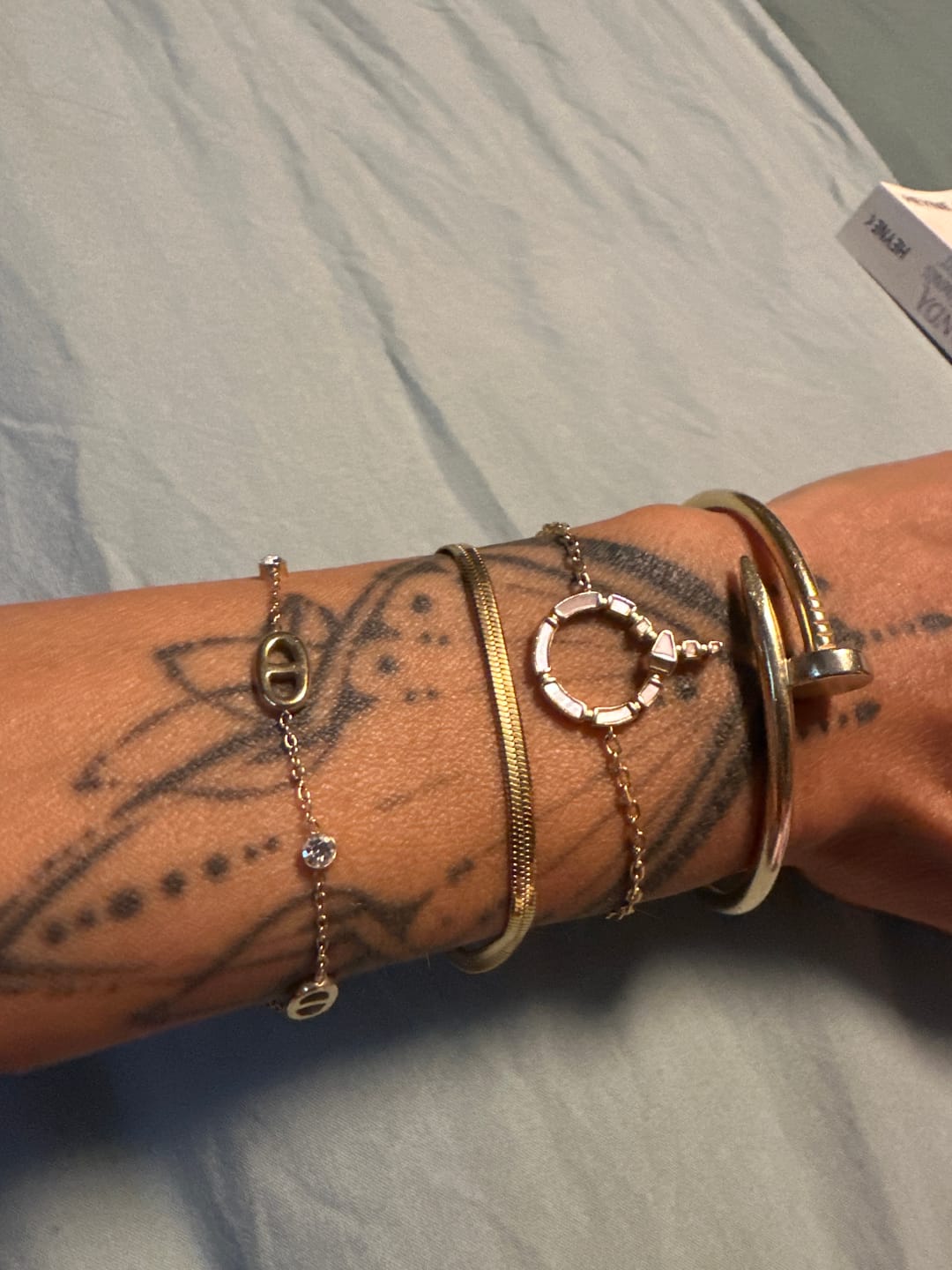 Customer photo review of Everlasting Deluxe Armband 14K Vergoldet