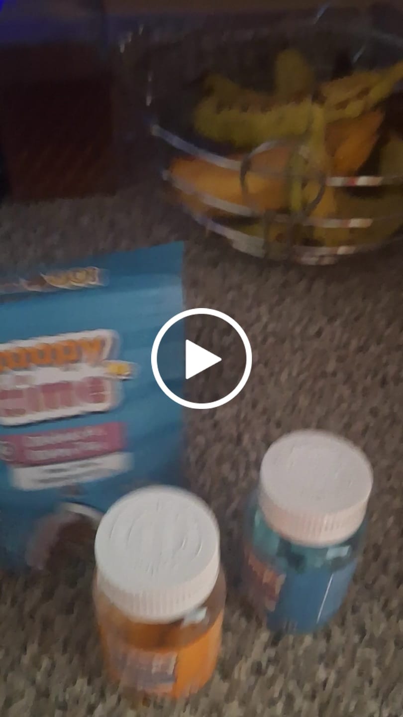 Customer video review of FREE GIFT! Poopy Time Fruity Fiber Flush Gummies