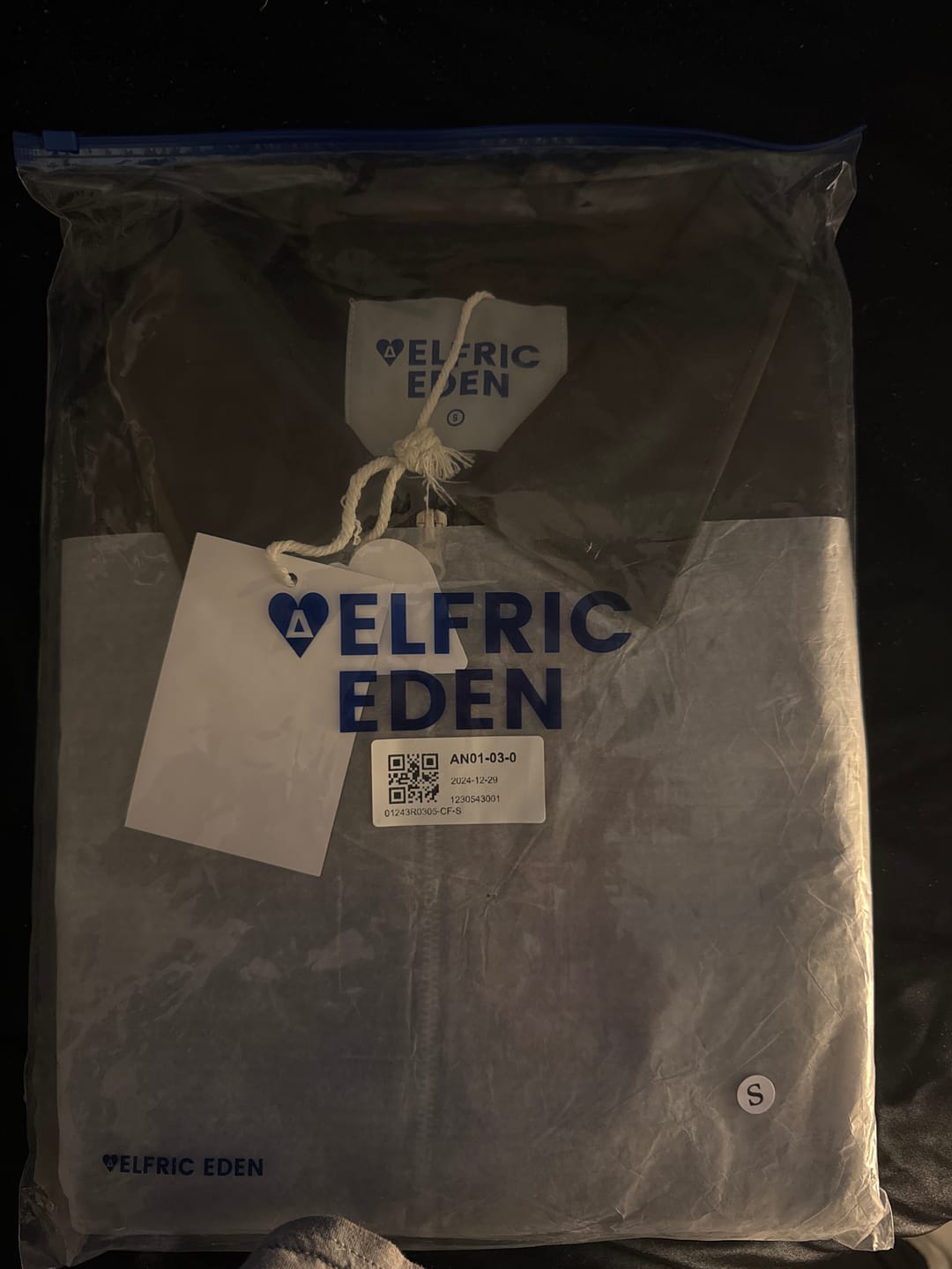 Customer photo review of Aelfric Eden Vintage Leather Jacket