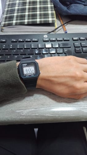 Customer photo review of Reloj Casio Vintage W-217H-1AVDF Classic Líneas Azules