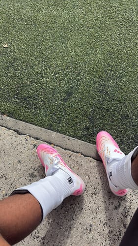 Customer photo review of Predator 25 Tongue FG - Blanc/Rose/OR