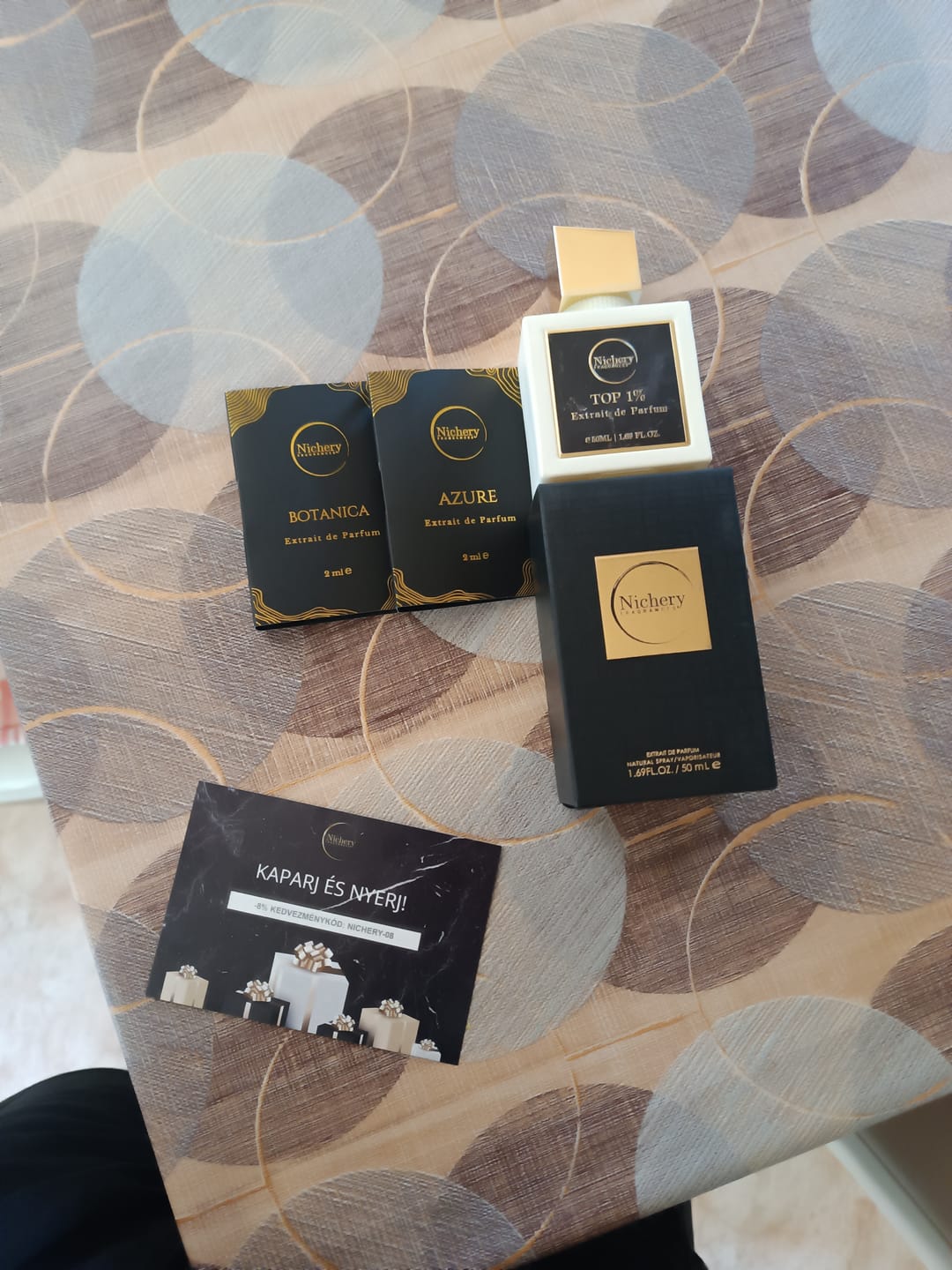Customer photo review of Nichery Top 1% Extrait de Parfum - Férfi 50ml