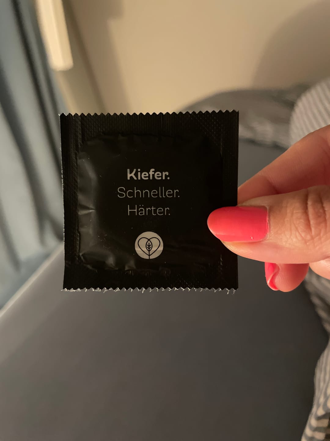 Customer photo review of Releaf | Baumpflanzende Kondome