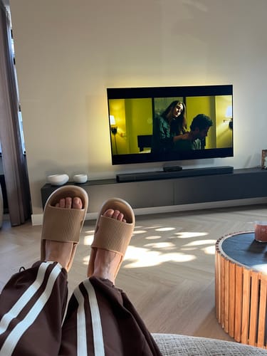 Customer photo review of HappyFlops