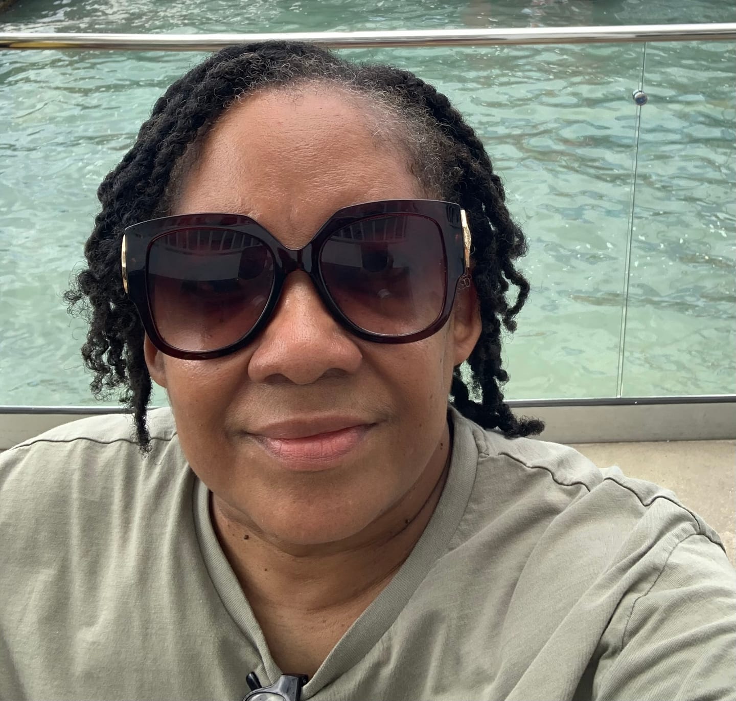 Customer photo review of SHAPE 4-IN-1 STYLING CREAM