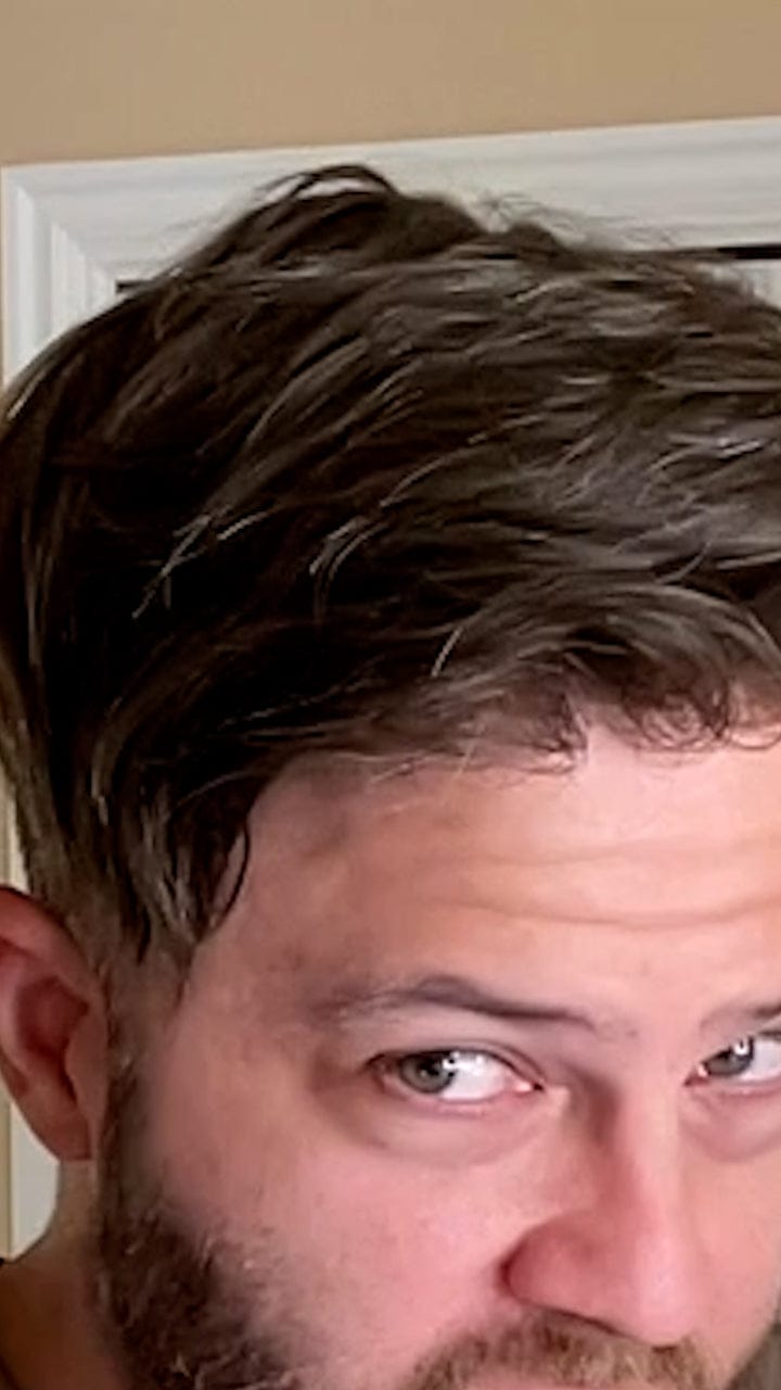Customer photo review of Men Toupee V-loop 0204mm Ultra-thin skin base Sage