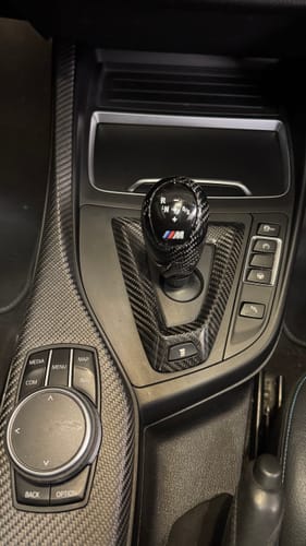 Customer photo review of CARBON FIBRE GEAR KNOB REPLACEMENT - BMW F87 M2C F80 M3 F82 M4