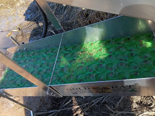 Customer photo review of 12inch Oversize hopper Outback Pioneer Series Highbanker