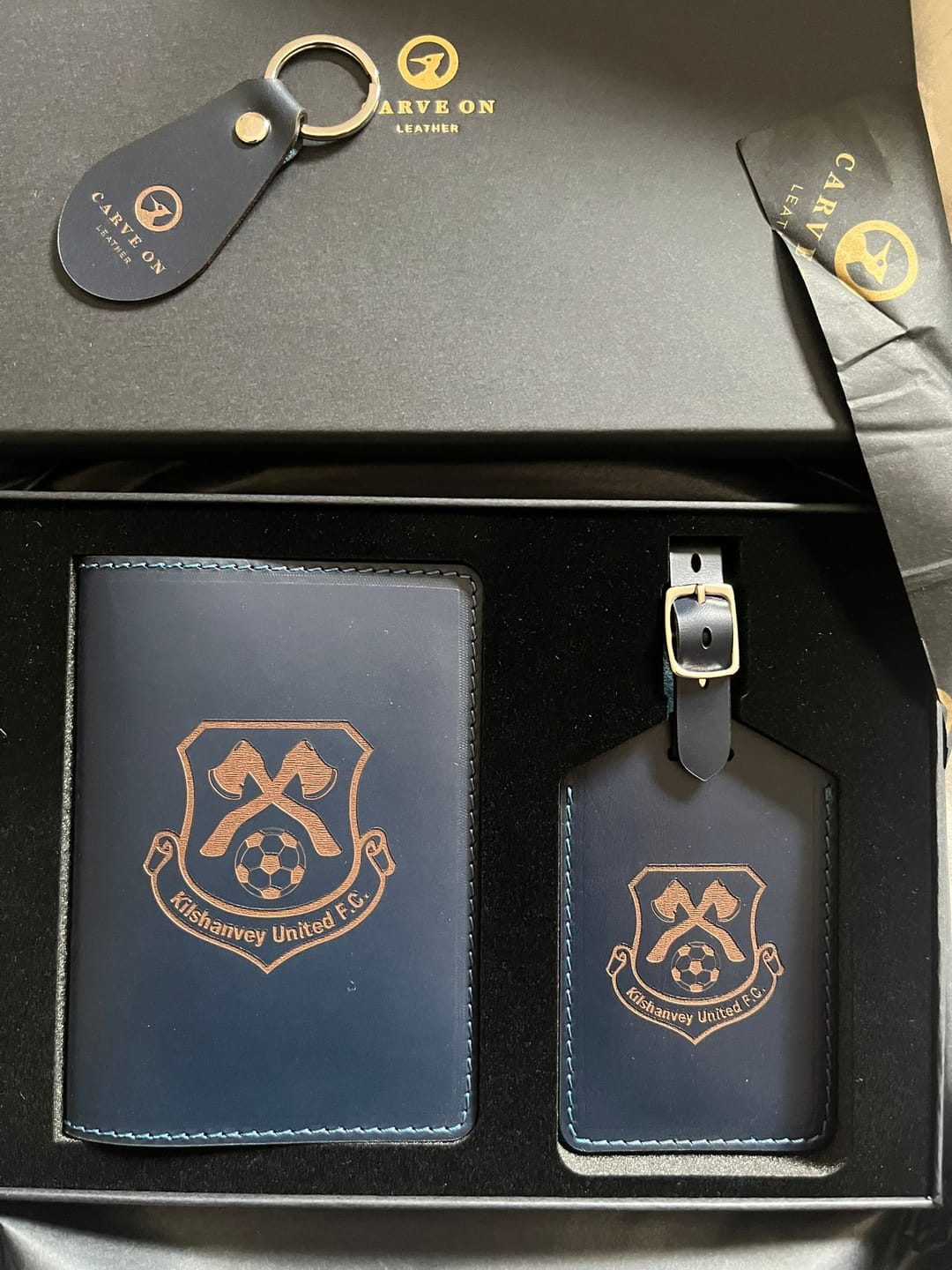 Customer photo review of Travel Gift Set (Passport Holder & Luggage Tag)