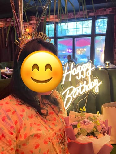 Customer photo review of Silent Rose 蔷薇不语 Ming Dynasty Embroidered Butterfly Pearl Back Cloud Necklace