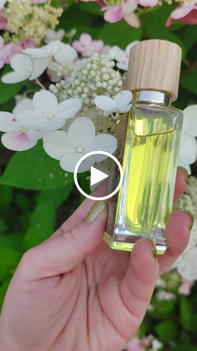 Customer video review of White Milk