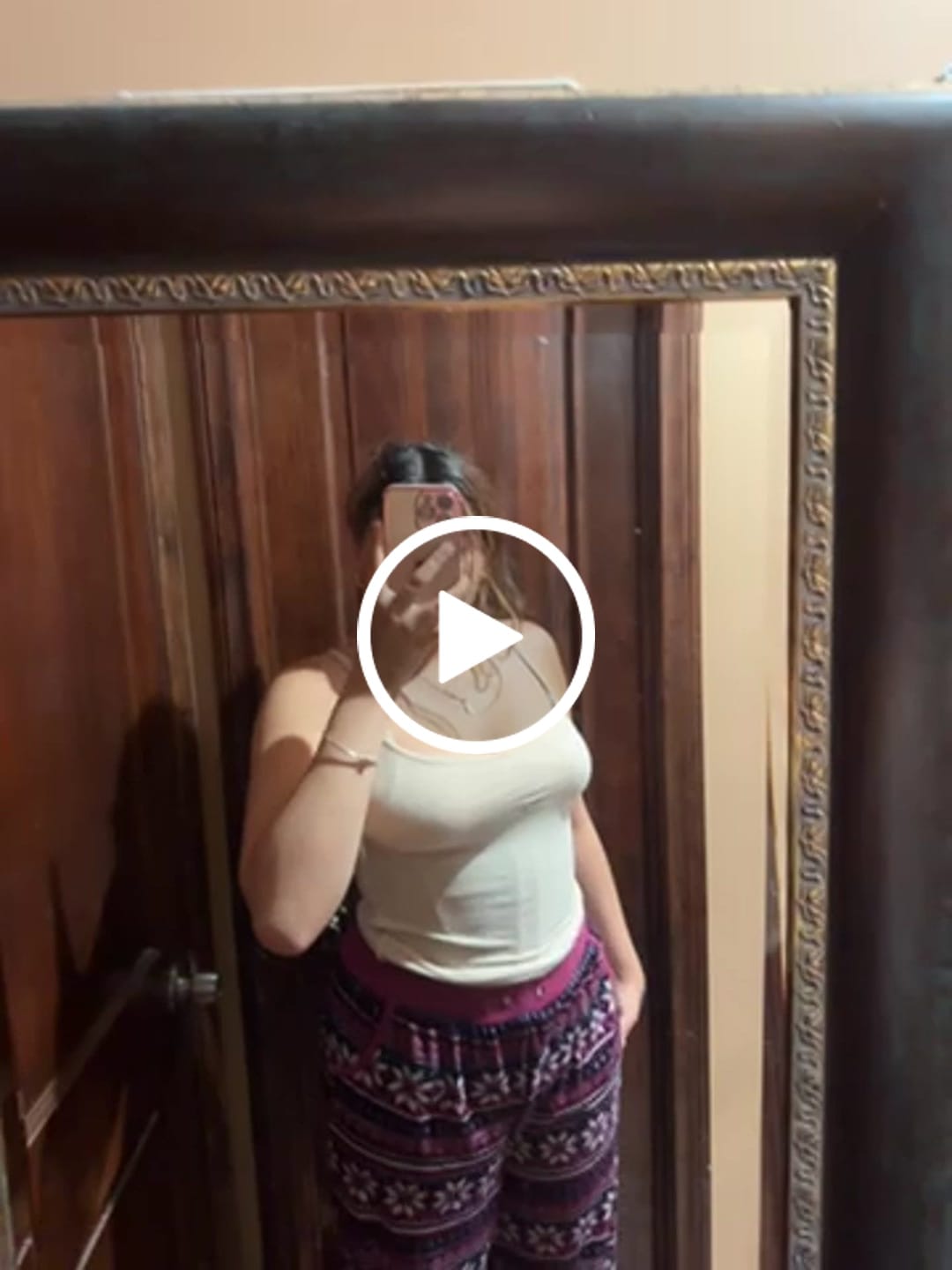 Customer video review of 2053 Hourglass Zipper Waist Trainer