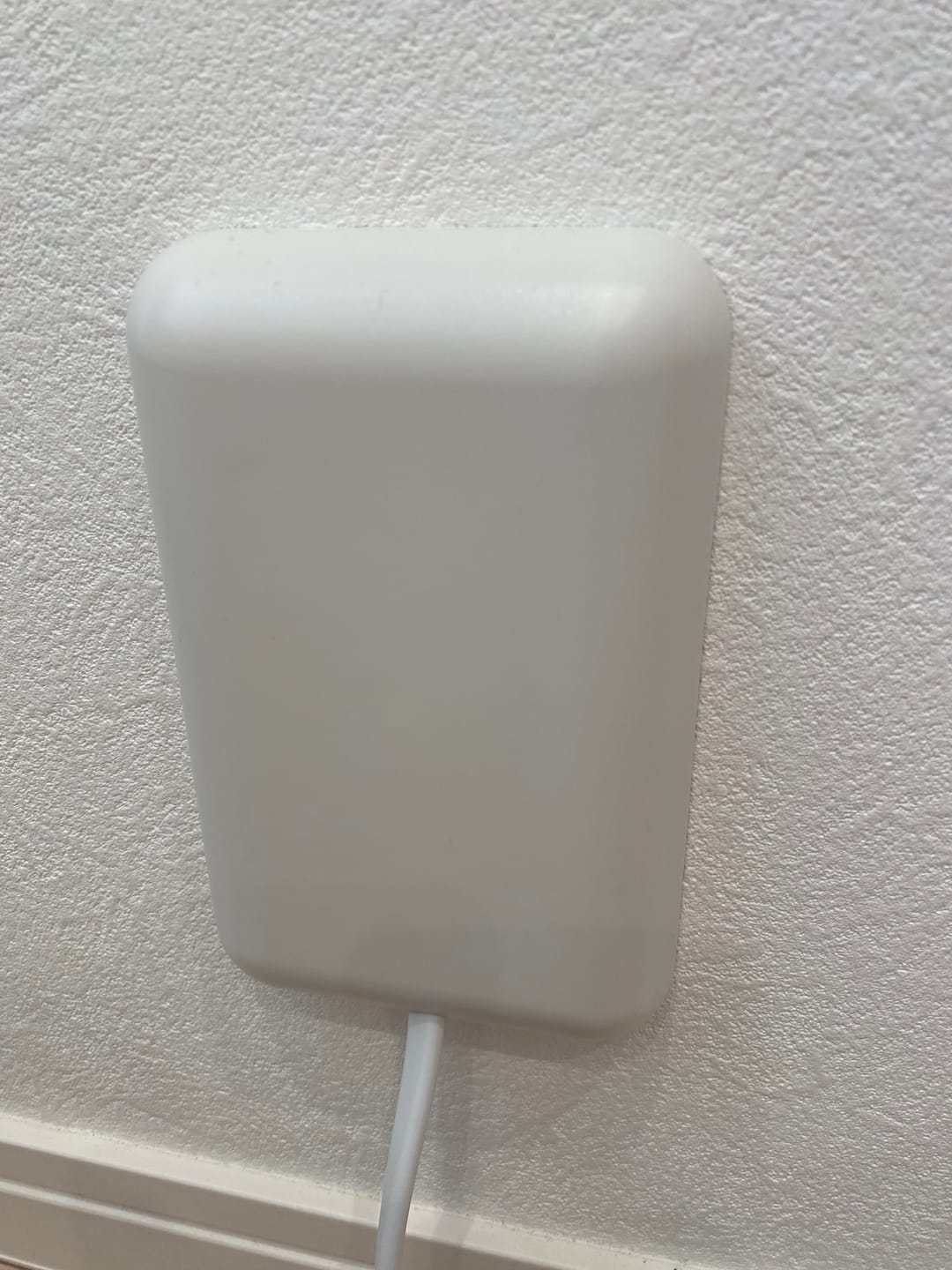 Customer photo review of 【SALE!! 15%OFF】fitta コンセントカバーつき 電源タップ  3個口