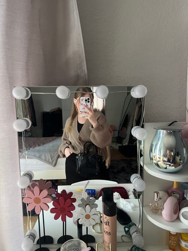 Customer photo review of NINA Strickjacke - Taupe